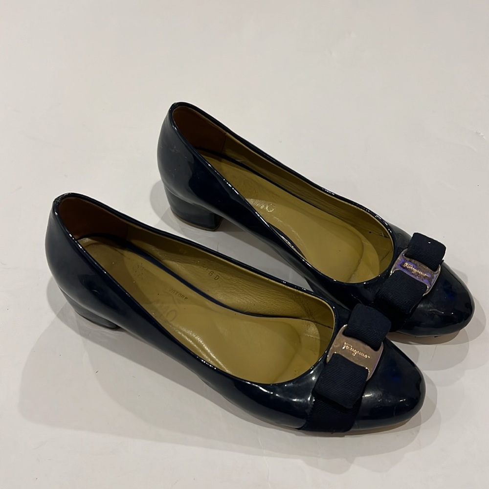 Salvatore Ferragamo Varino Flats Patent Calf Oxford Blue Size 8 - Picture 2 of 6